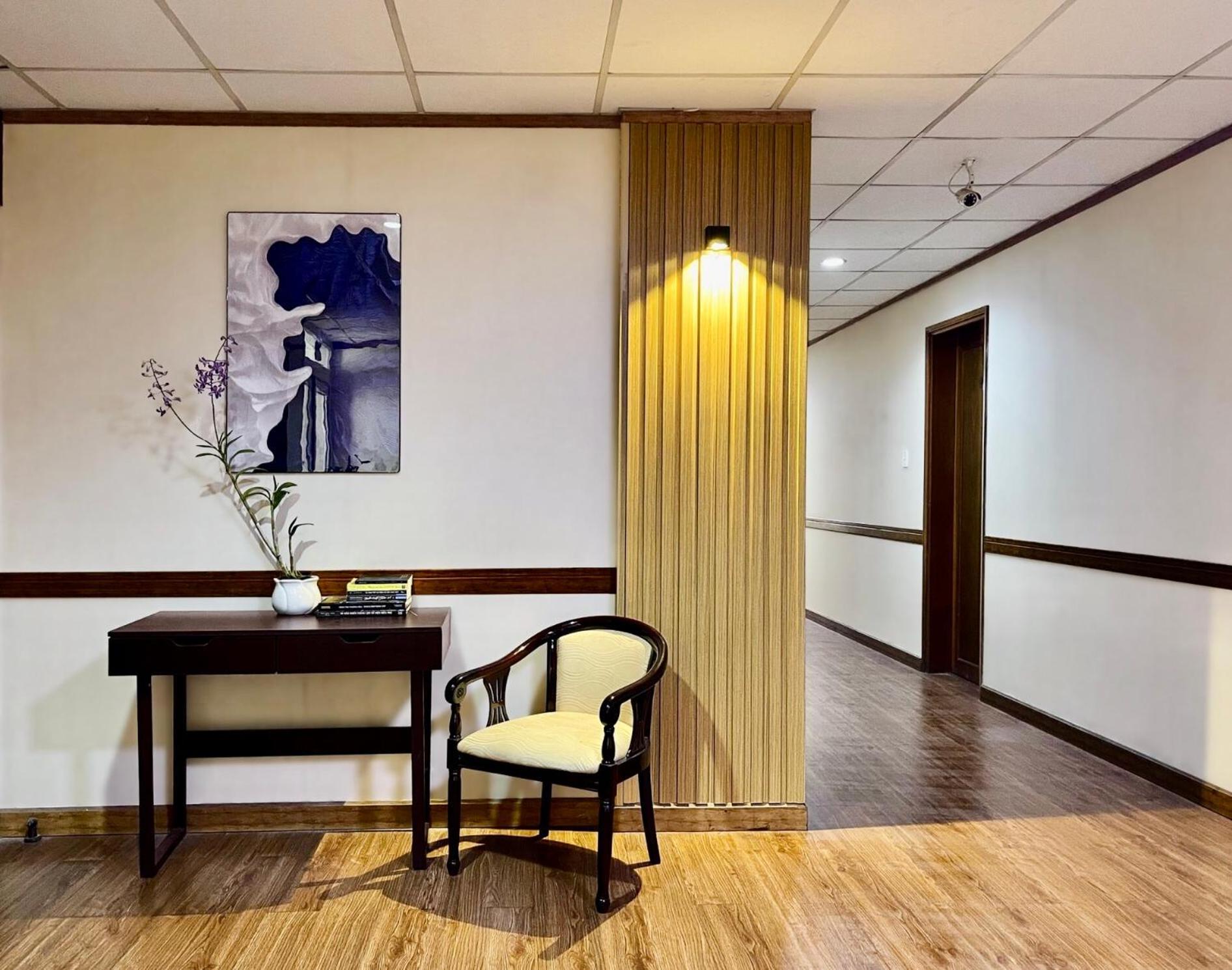 Dong Xuyen Hotel Long Xuyên 外观 照片